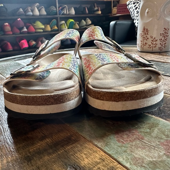 💥 BOGO 💥 Corky’s Beach Babe Sandal in Rainbow Leopard 11 - Picture 5 of 9